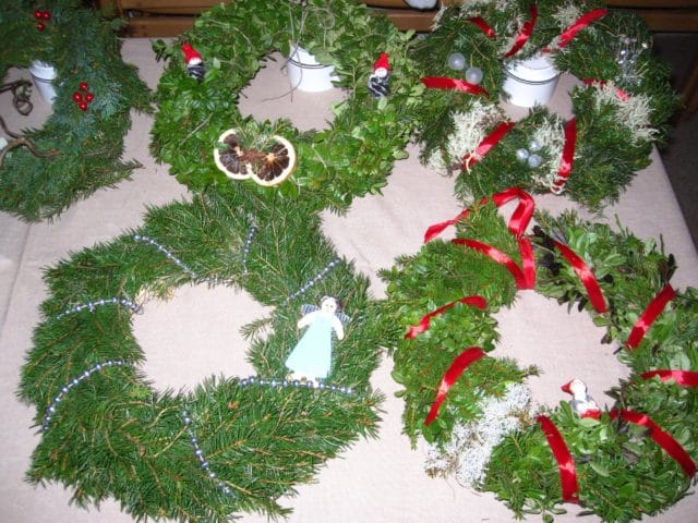 Julmarknad lördag 2 december 15-18